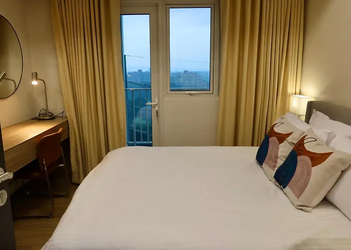 Apartment Park Mckinley West 1br Manila